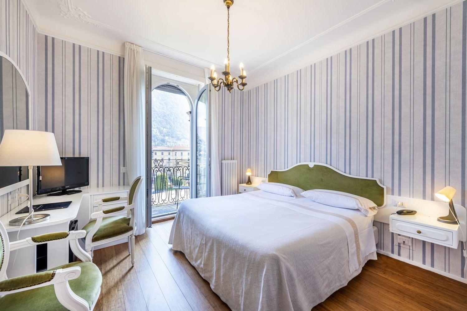 Hotel Metropole Suisse Комо Екстериор снимка