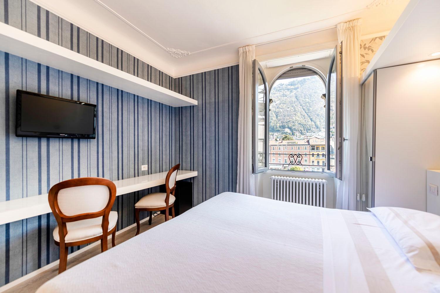 Hotel Metropole Suisse Комо Екстериор снимка